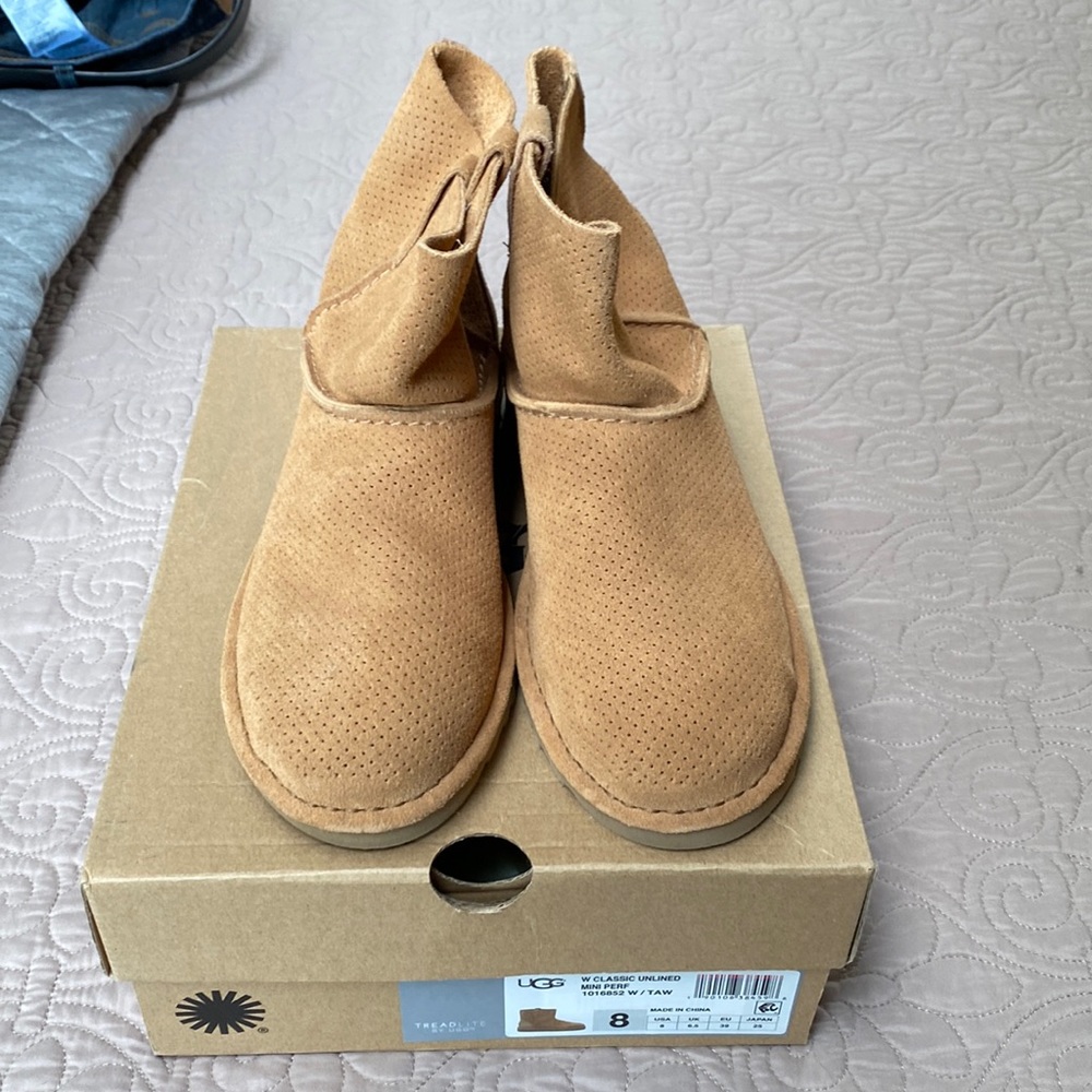 UGG Classic unlined